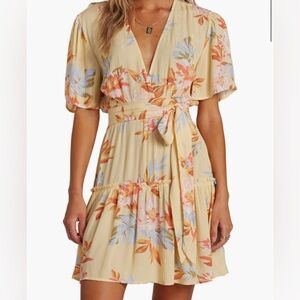 Billabong One & Only Floral Wrap Dress – Size L